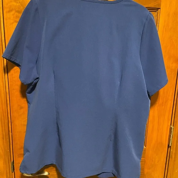 Mandala Women's Royal Blue jogger scrub set - Picture 2 of 6